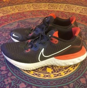 Nike Renew Run 2 mens 11 red black